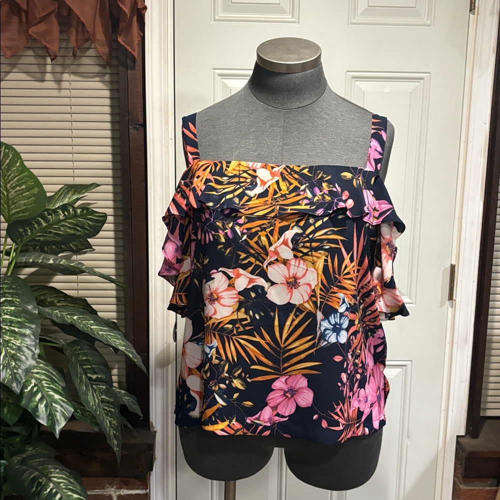 Off the shoulder Top * NWOT *